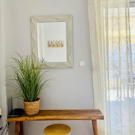 Lejlighed Polyxeni's Summer Escape Ofrínion